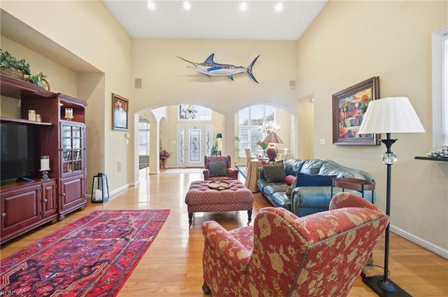 211 Ravenna CRSE, Chesapeake, VA 23322