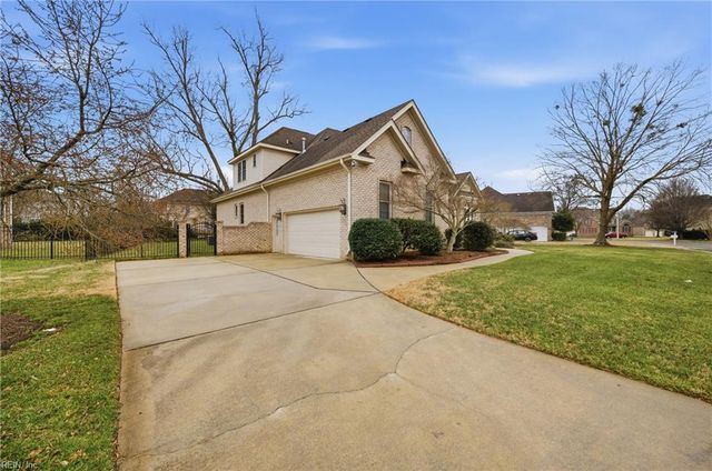 211 Ravenna CRSE, Chesapeake, VA 23322