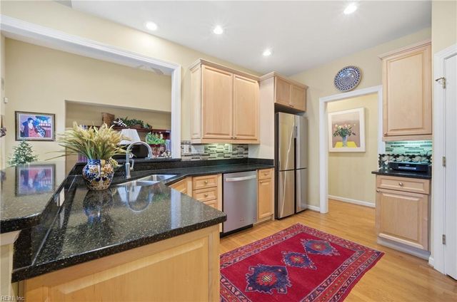 211 Ravenna CRSE, Chesapeake, VA 23322