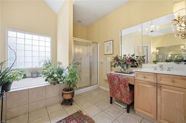 211 Ravenna CRSE, Chesapeake, VA 23322