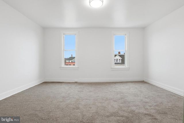 621 WALLACE ST, York, PA 17403