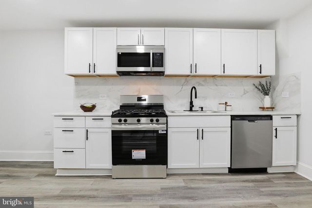 621 WALLACE ST, York, PA 17403