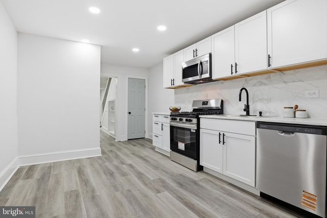 621 WALLACE ST, York, PA 17403