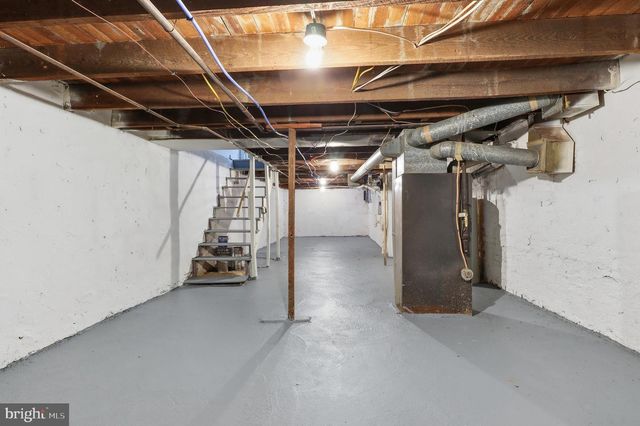 621 WALLACE ST, York, PA 17403