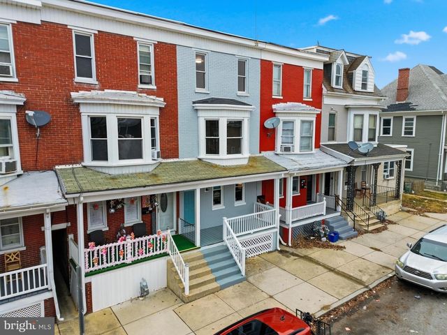 621 WALLACE ST, York, PA 17403