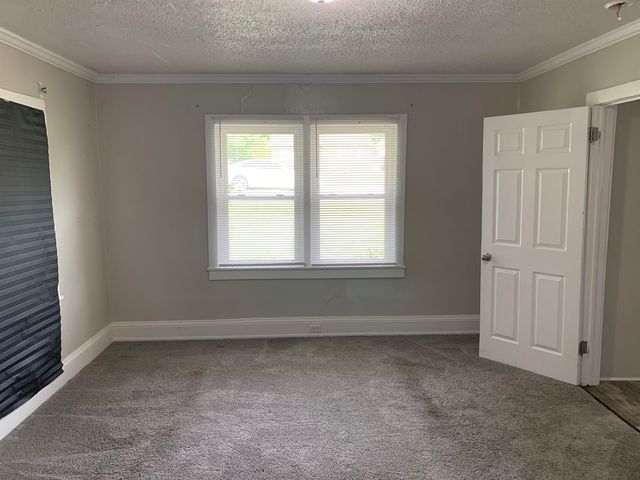 900 S Limestone Street Street, Gaffney, SC 29340