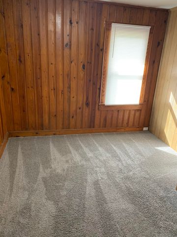 900 S Limestone Street Street, Gaffney, SC 29340