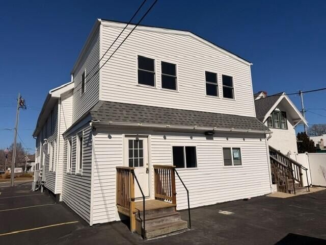 425 Broadway, Waukesha, WI 53186