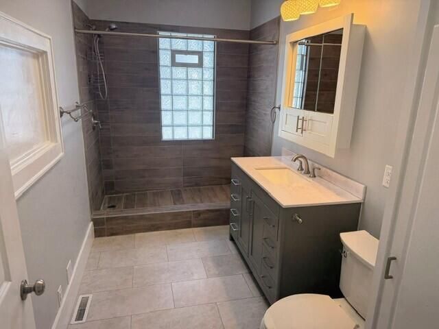 425 Broadway, Waukesha, WI 53186