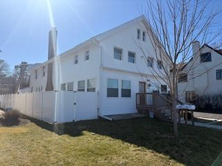 425 Broadway, Waukesha, WI 53186