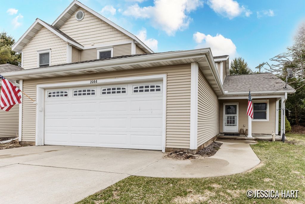 2066 Conservation Trail, Lowell City, MI 49331