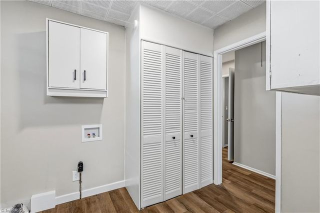2523 Overbrook Drive, Greensboro, NC 27408