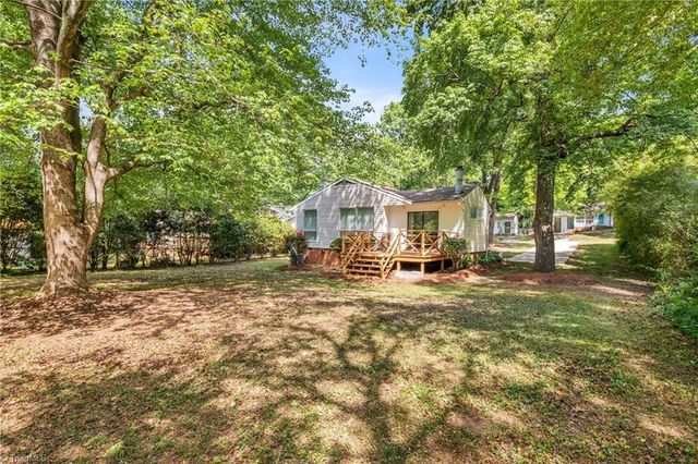 2523 Overbrook Drive, Greensboro, NC 27408