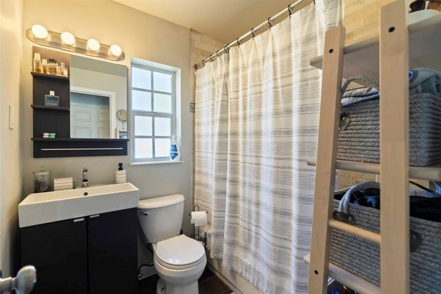 904 NE 6th Street, Fort Lauderdale, FL 33301