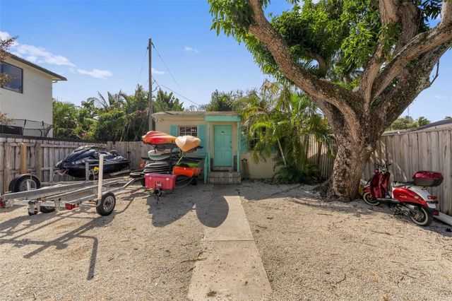 904 NE 6th Street, Fort Lauderdale, FL 33301