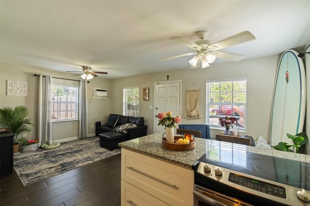 904 NE 6th Street, Fort Lauderdale, FL 33301