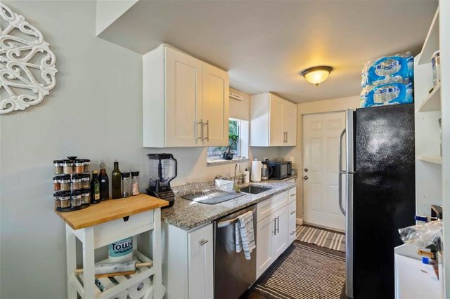 904 NE 6th Street, Fort Lauderdale, FL 33301