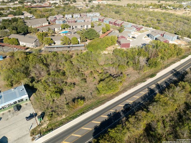 300 Whitewood, San Antonio, TX 78242