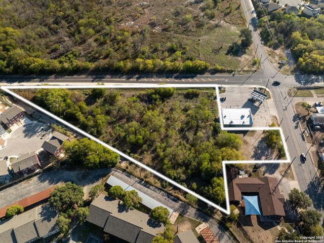 300 Whitewood, San Antonio, TX 78242