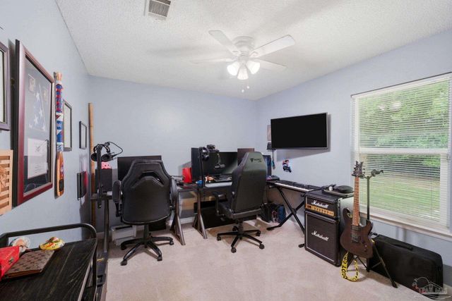 7046 Rolling Hills Rd, Pensacola, FL 32505