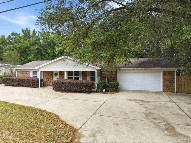 7046 Rolling Hills Rd, Pensacola, FL 32505