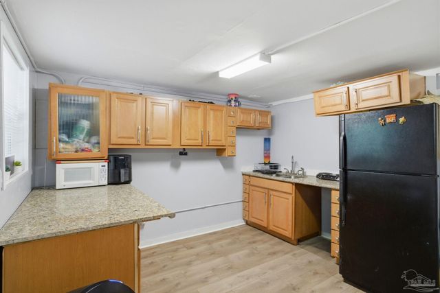 7046 Rolling Hills Rd, Pensacola, FL 32505