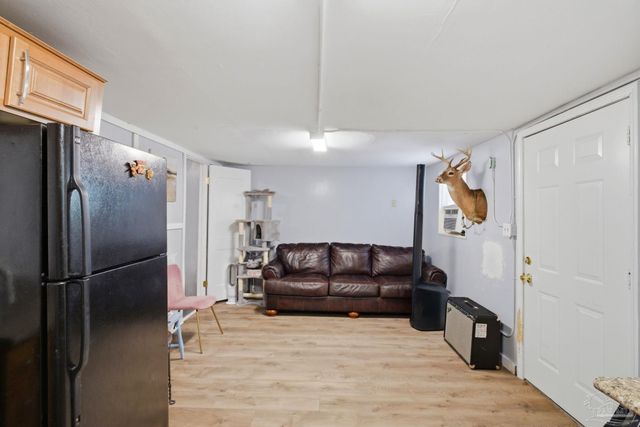 7046 Rolling Hills Rd, Pensacola, FL 32505