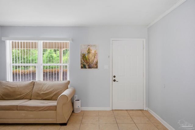 7046 Rolling Hills Rd, Pensacola, FL 32505