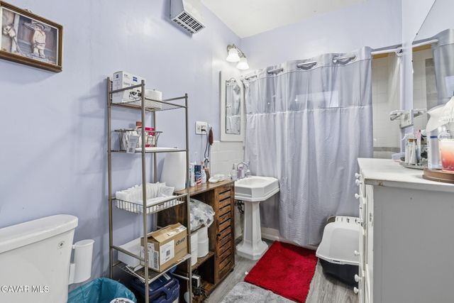 9200 W Avenue H, Lancaster, CA 93536