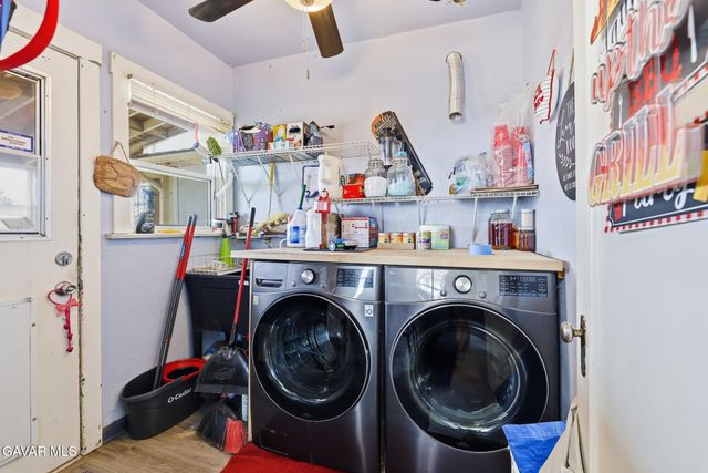 9200 W Avenue H, Lancaster, CA 93536