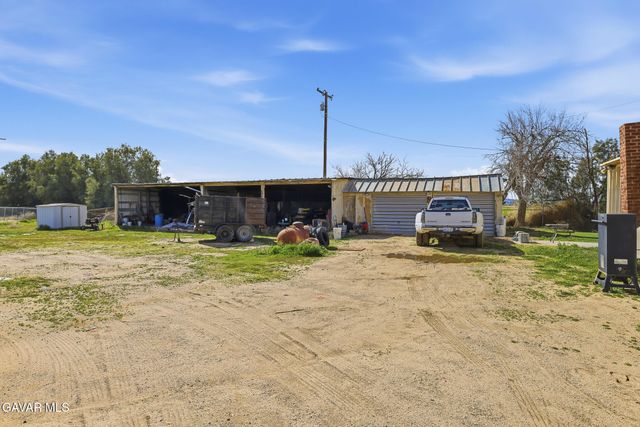 9200 W Avenue H, Lancaster, CA 93536