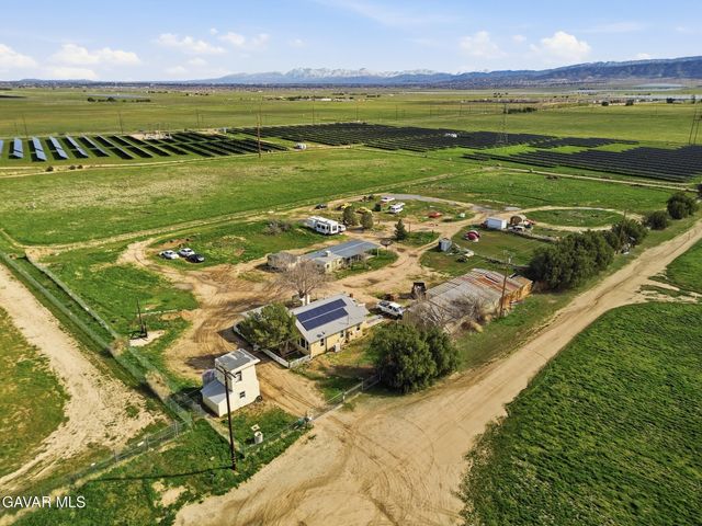 9200 W Avenue H, Lancaster, CA 93536