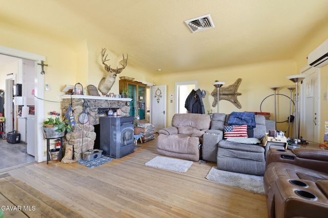 9200 W Avenue H, Lancaster, CA 93536