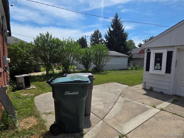 23745 Oak Street, Dearborn, MI 48128