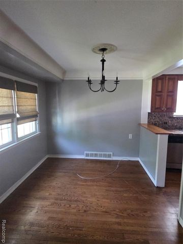 23745 Oak Street, Dearborn, MI 48128