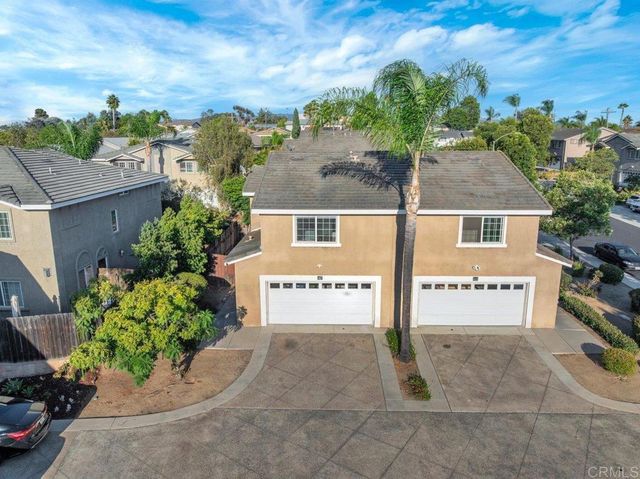 467 Calle Elagante, Vista, CA 92083