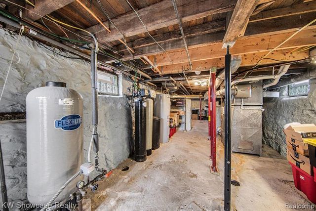 3520 Saline Waterworks Road, Saline, MI 48176