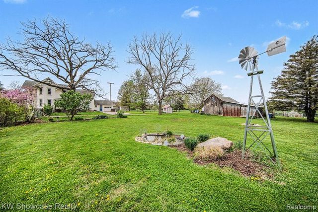 3520 Saline Waterworks Road, Saline, MI 48176