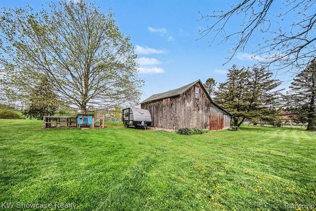 3520 Saline Waterworks Road, Saline, MI 48176