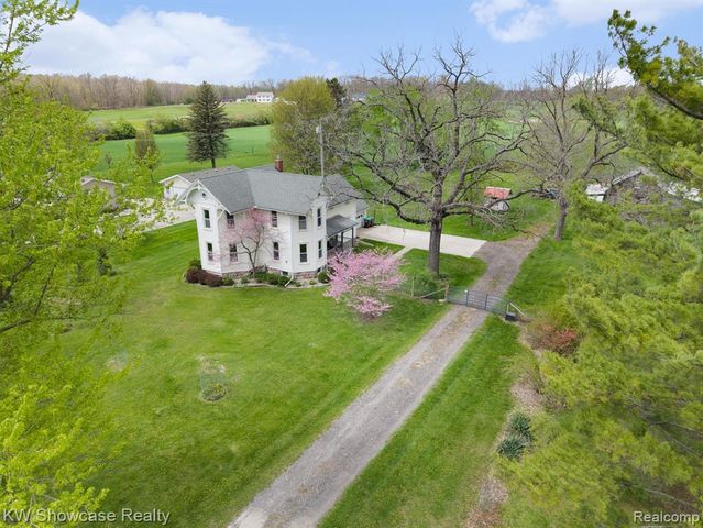 3520 Saline Waterworks Road, Saline, MI 48176
