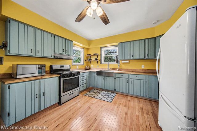 3520 Saline Waterworks Road, Saline, MI 48176