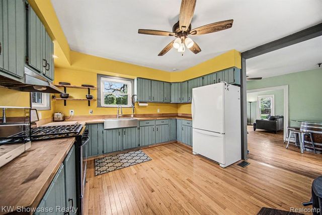 3520 Saline Waterworks Road, Saline, MI 48176