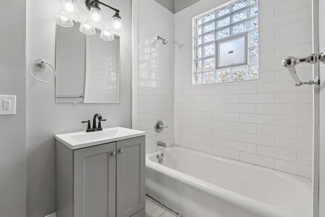 1300 Grand Street NE, Minneapolis, MN 55413