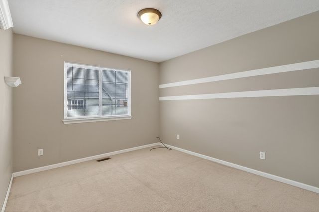 2043 Derby Lane 2043, Belvidere, IL 61008