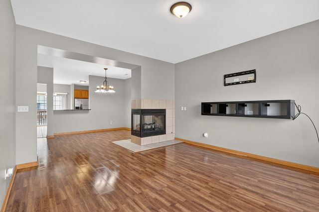 2043 Derby Lane 2043, Belvidere, IL 61008