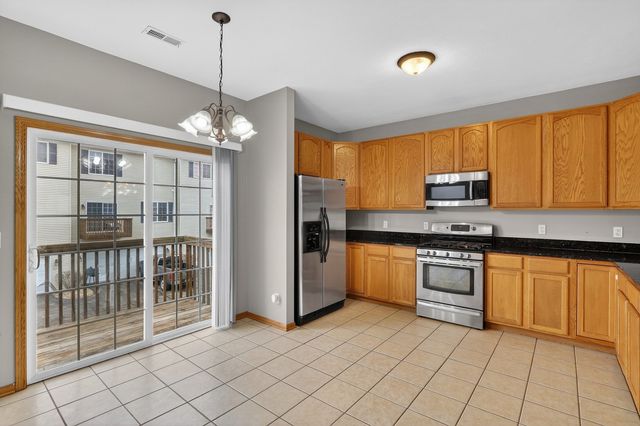 2043 Derby Lane 2043, Belvidere, IL 61008