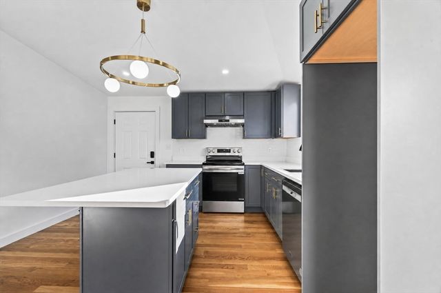 22 Berlin St 1, Quincy, MA 02170
