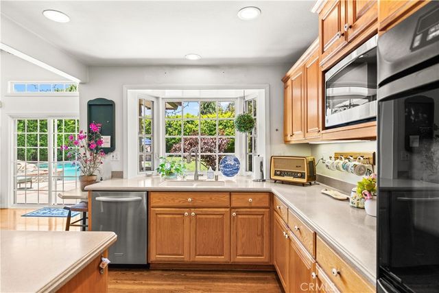 135 E Las Flores Ave, Arcadia, CA 91006