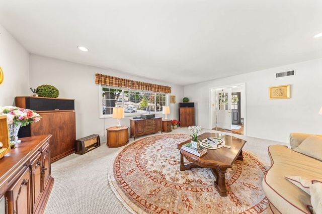 135 E Las Flores Ave, Arcadia, CA 91006