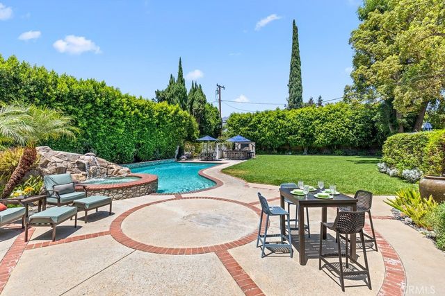 135 E Las Flores Ave, Arcadia, CA 91006